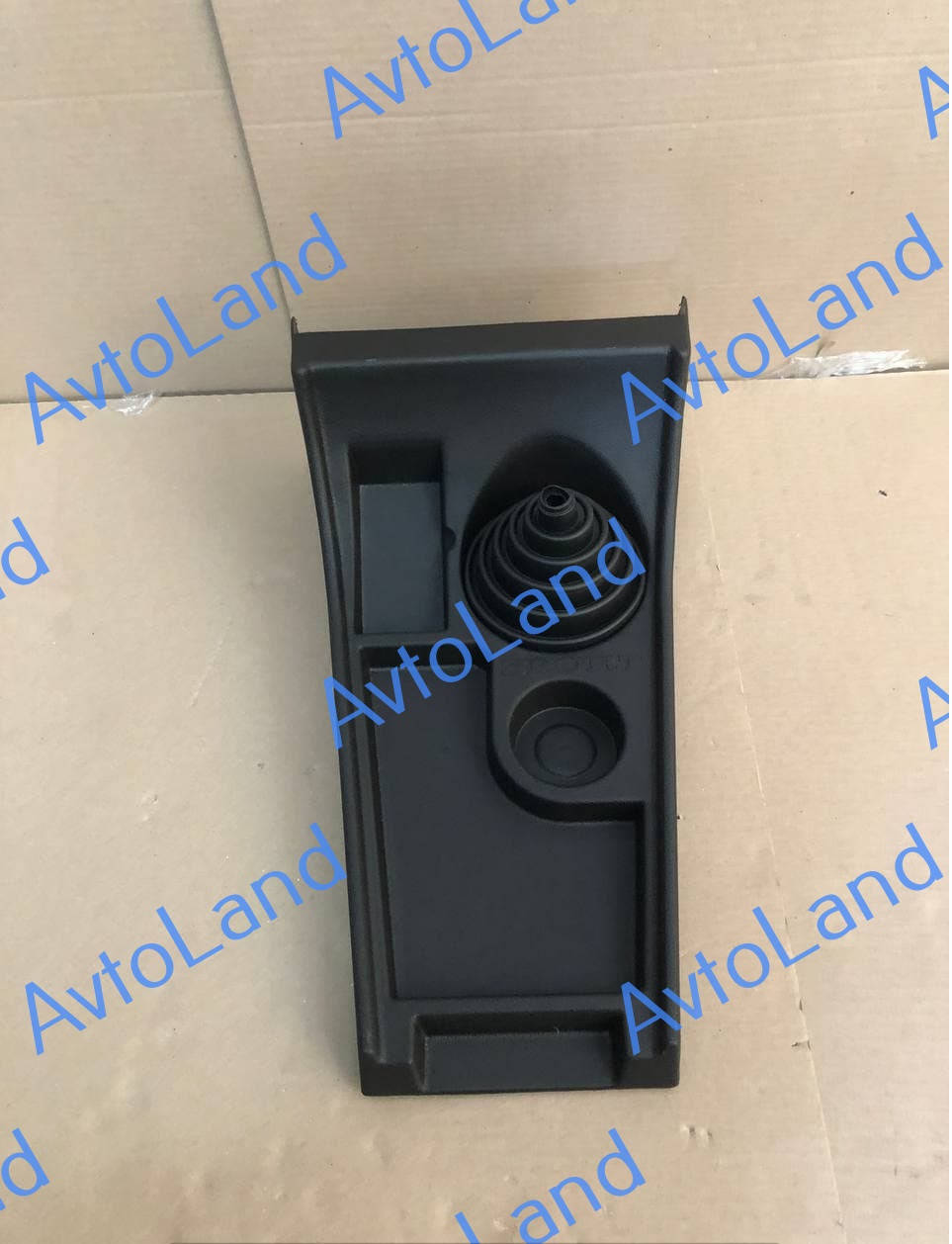 

Накладка тоннеля КПП ВАЗ 2101-03, 2106 высокая (длинная) "мусорка"