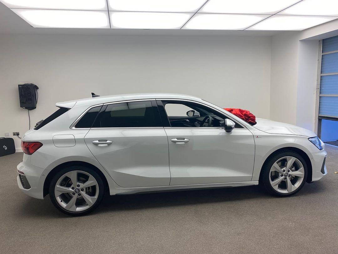 

Автокраска BASECOAT AUDI LY9C-T9 Ibisweiss 0,8L, Белый