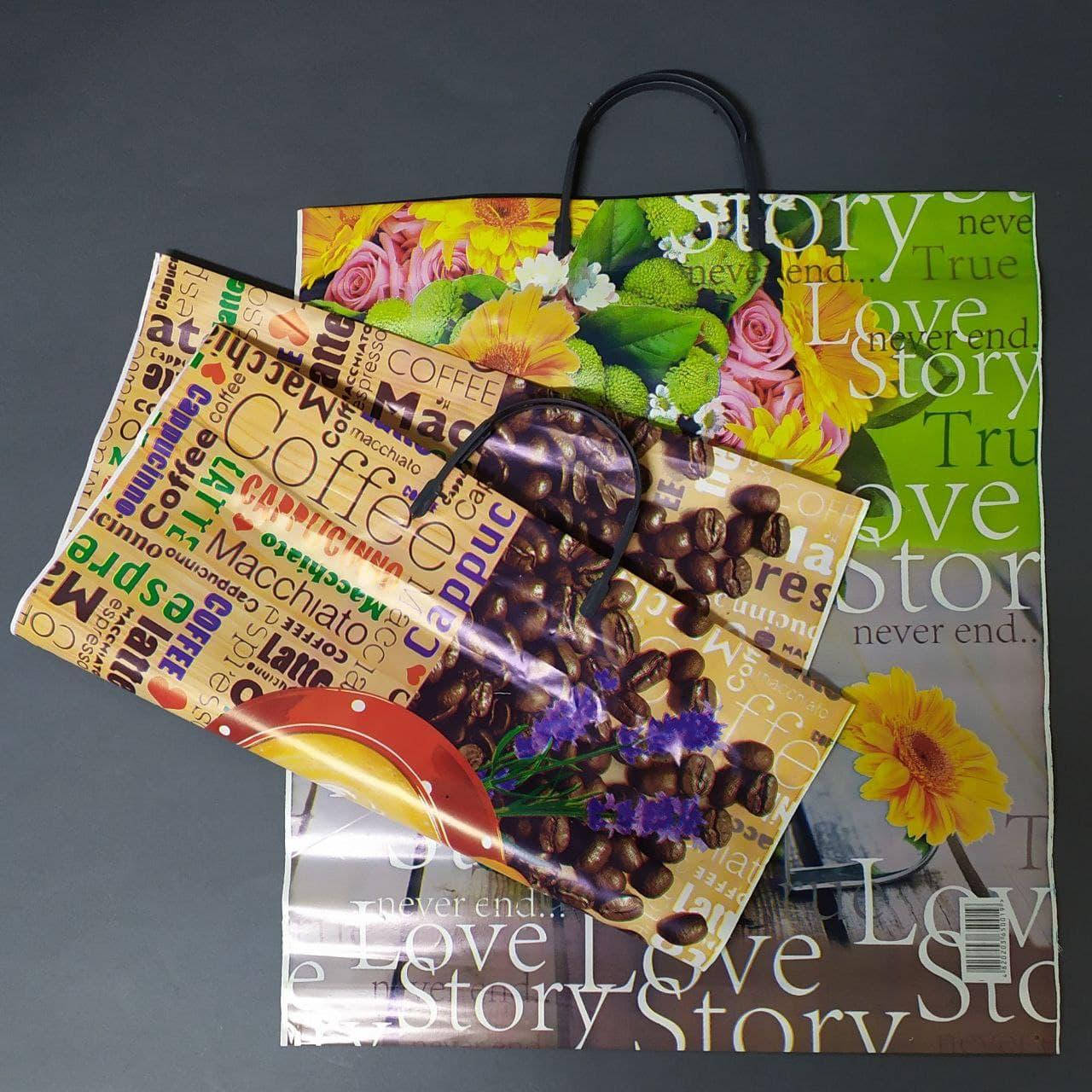 

Пакет с пластиковыми ручками 40х43 см матовый в ассортименте, Разные цвета