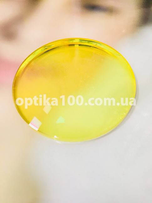 

Жёлтая линза для водителя. С диоптриями для зрения