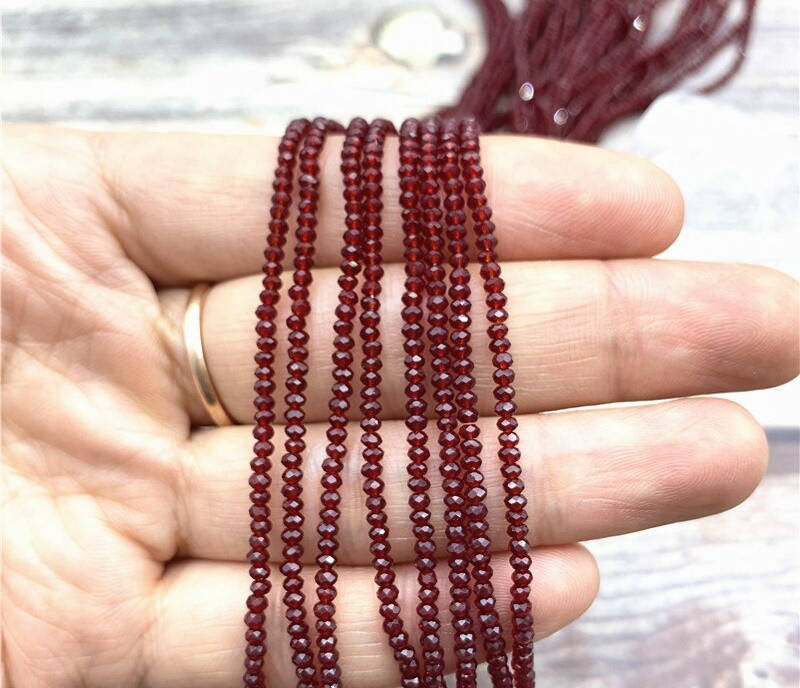 

Бусины хрустальные (Рондель) 4*3 мм пачка - 95-115 шт, цвет - темно-красный прозрачный