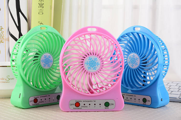 

Вентилятор Mini fan аккумуляторный с USB зарядкой
