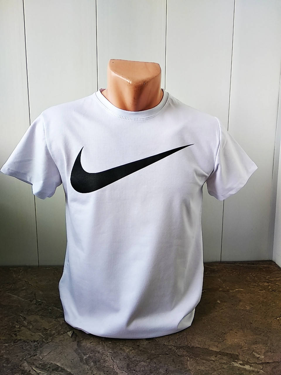 

Футболка Nike
