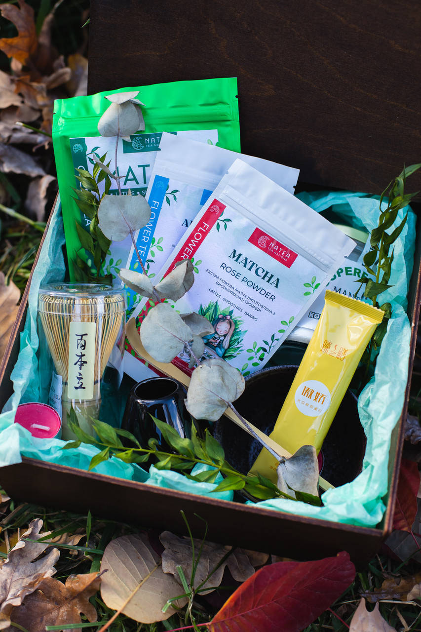 

Церемониальный набор для чая матча Matcha BigBox матча зеленая, синяя, красная, оранжевая