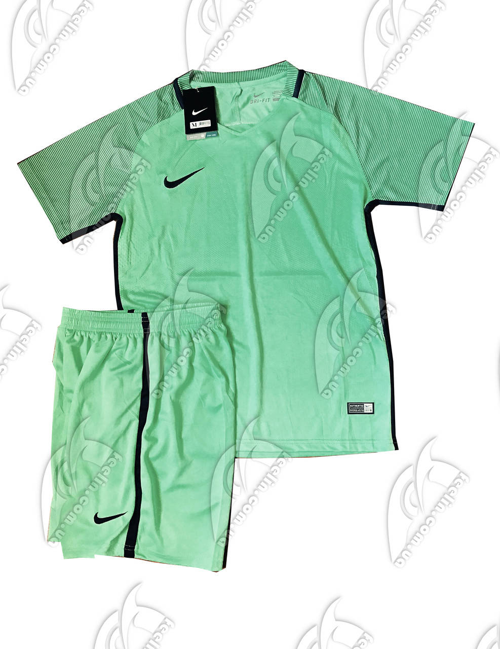 

Футбольная форма игровая Nike (Найк бирюзовая) XL (на рост 175-180 см)