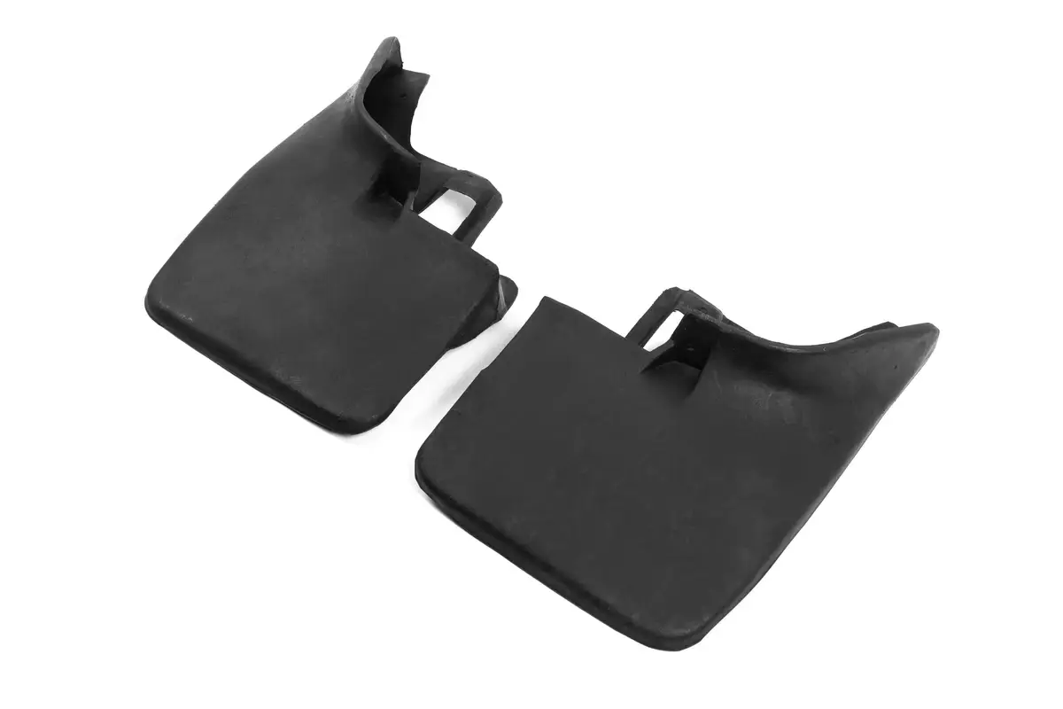 

Передние брызговики (2 шт, Б-качество) для Nissan NP300 1999-2015