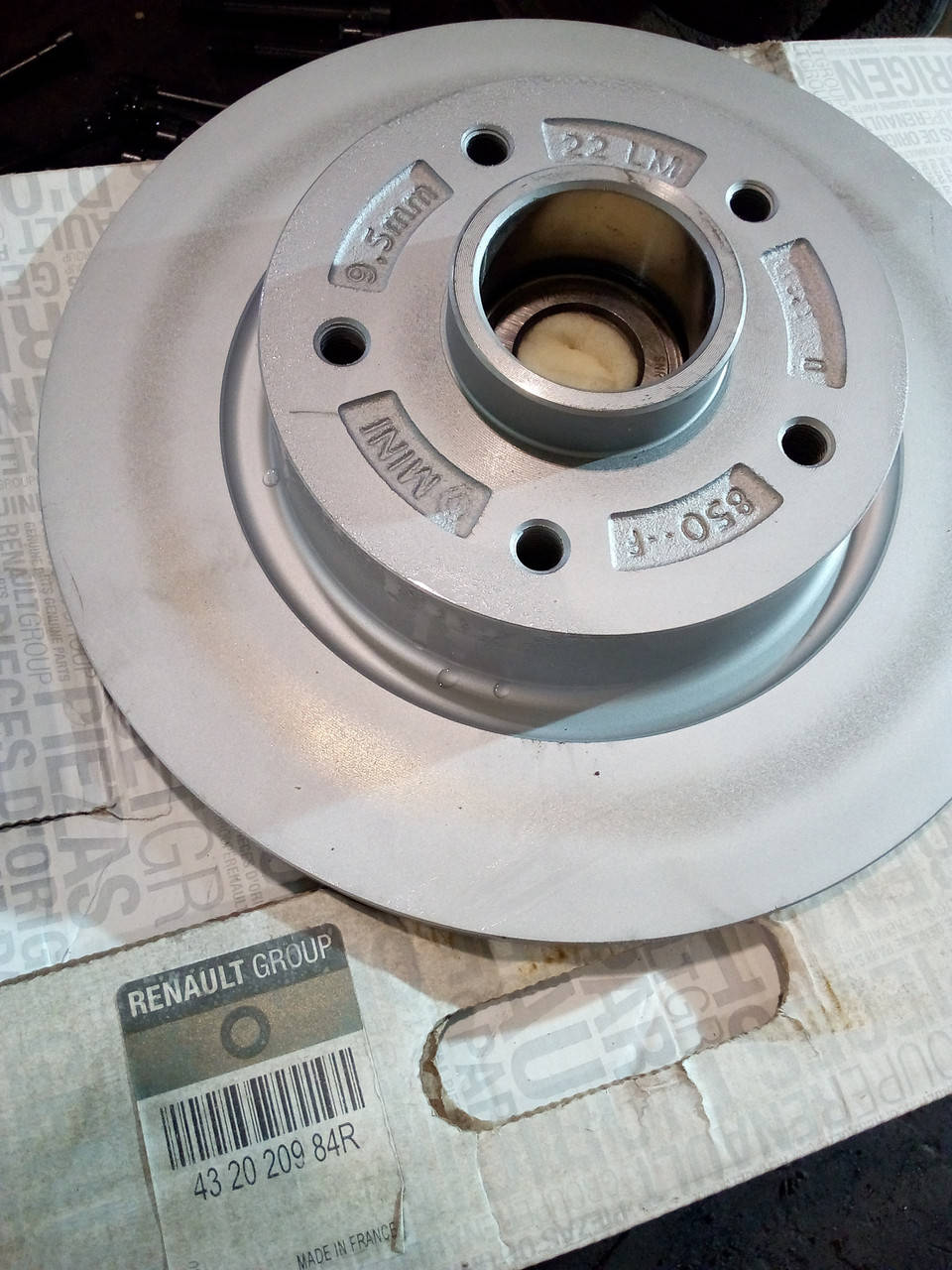 

Renault (Original) 432020984R - Задний тормозной диск (274мм) на Рено Гранд Сценик III