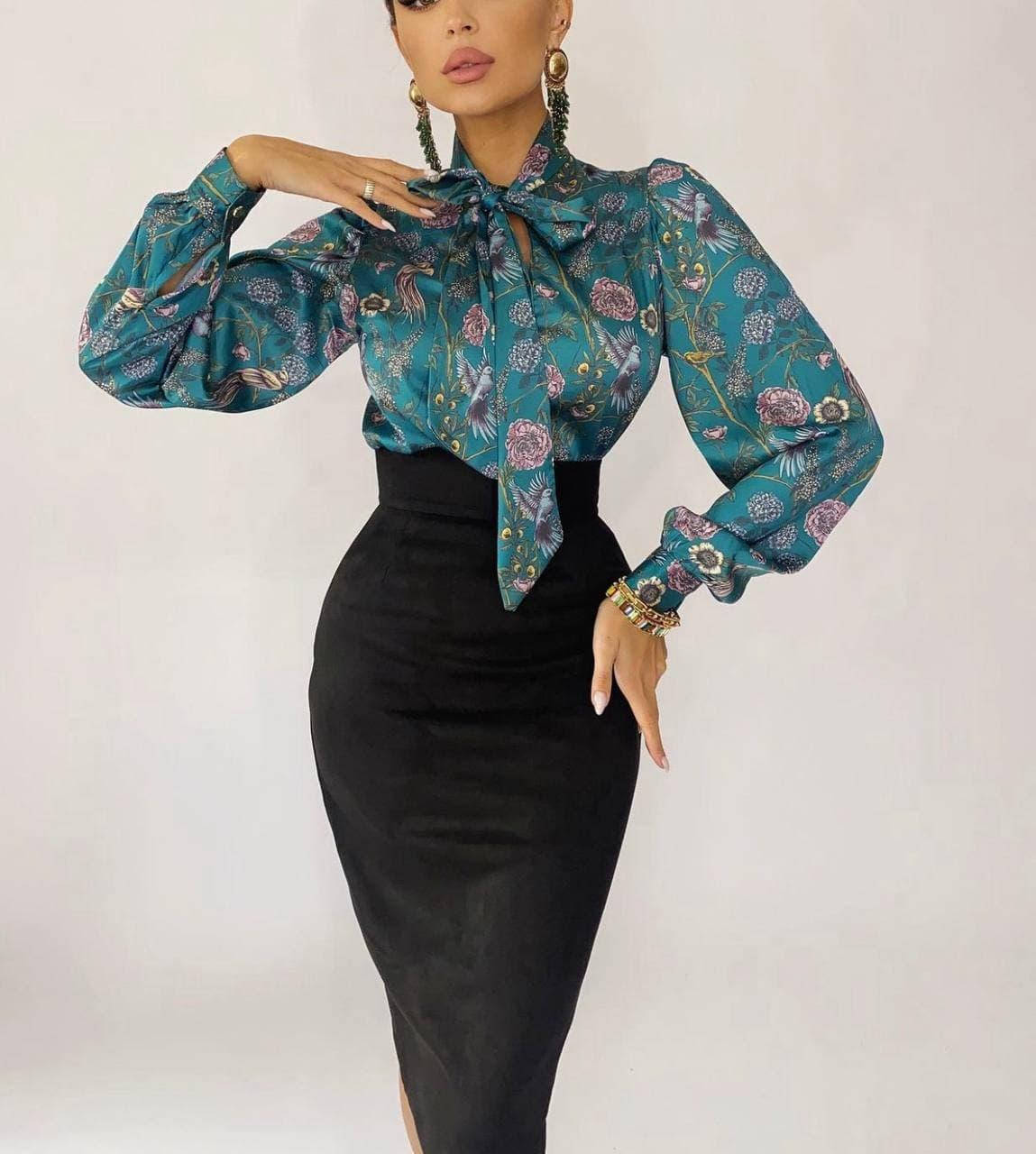 

Женская длинная, замшевая юбка на высокой посадке (серая, чёрная, белая, бежевая) Черный, 46/48