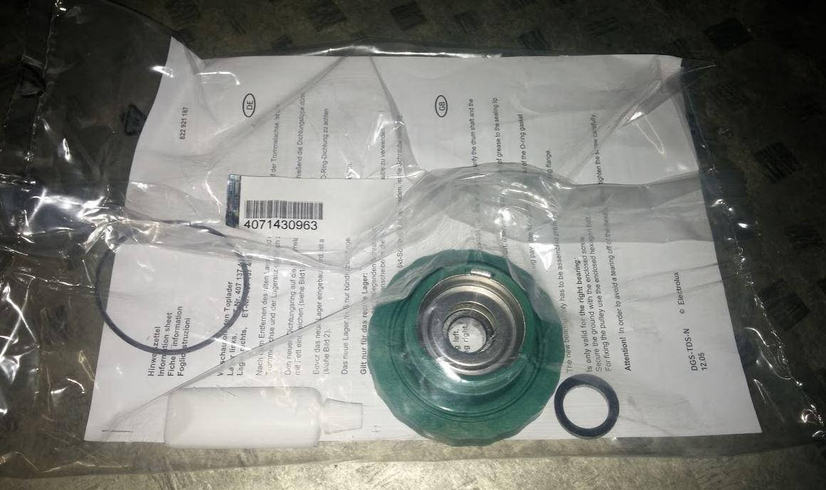 

Суппорт подшипников Electrolux Zanussi 4071430963 Оригинал