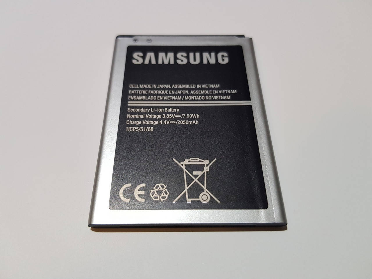 

Оригинальная батарея аккумулятор для Samsung Galaxy J1 2016 (J120) (EB-BJ120CBE)