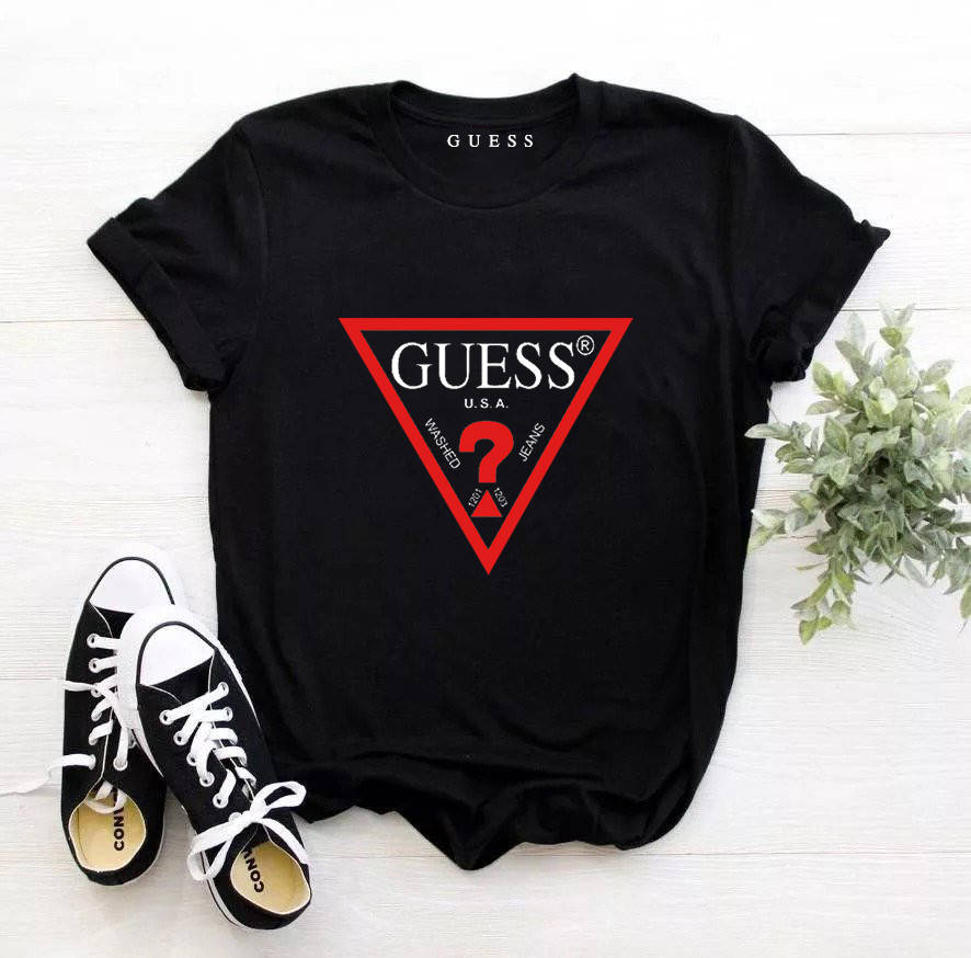 

Женская футболка Guess чёрная Гесс, Черный