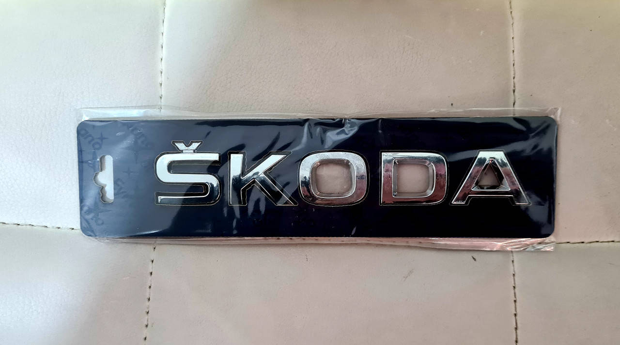 

Эмблема значок на багажник, надпись на багажник Skoda SKODA (9>19) (5JA 853 687)