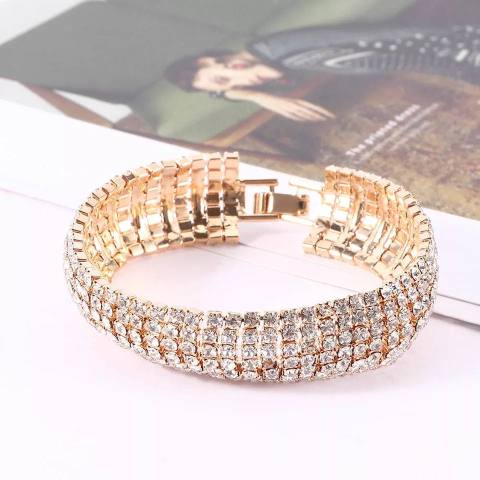 

Браслет на руку