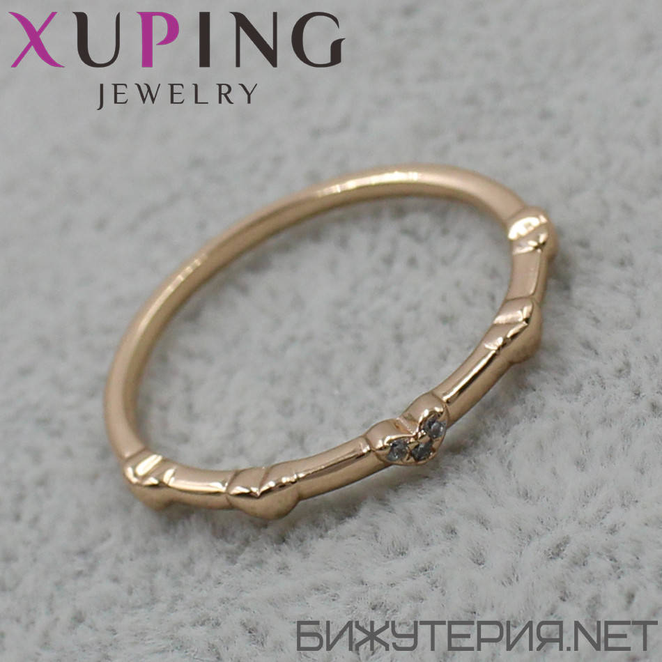 

Кольцо тонкое золотистого цвета Xuping с сердечками медицинское золото