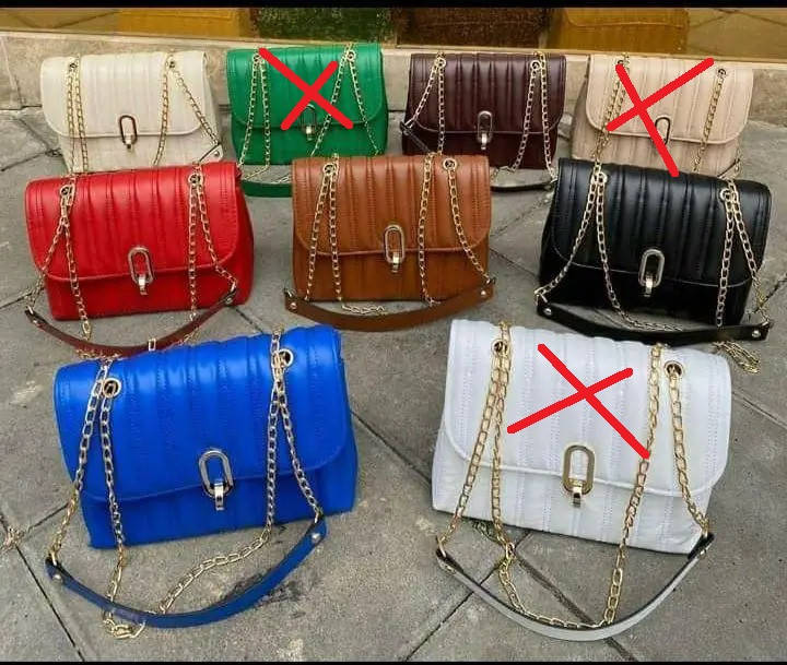 

Сумочка женская кросс-боди 17*21 см с клапаном и ремешком цепочкой в разных цветах Dpolo, Разные цвета