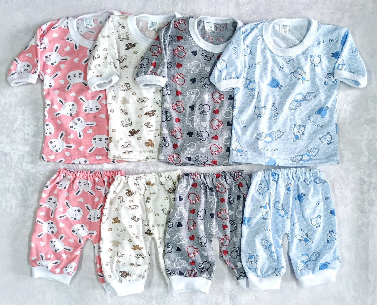 

Футболка и шортики р.80