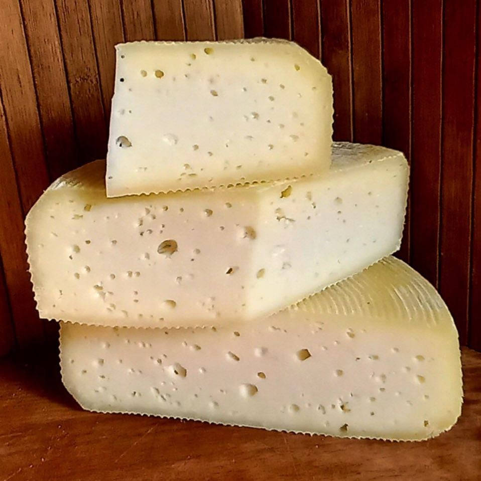 

Сыр козий фермерский Барселона классический