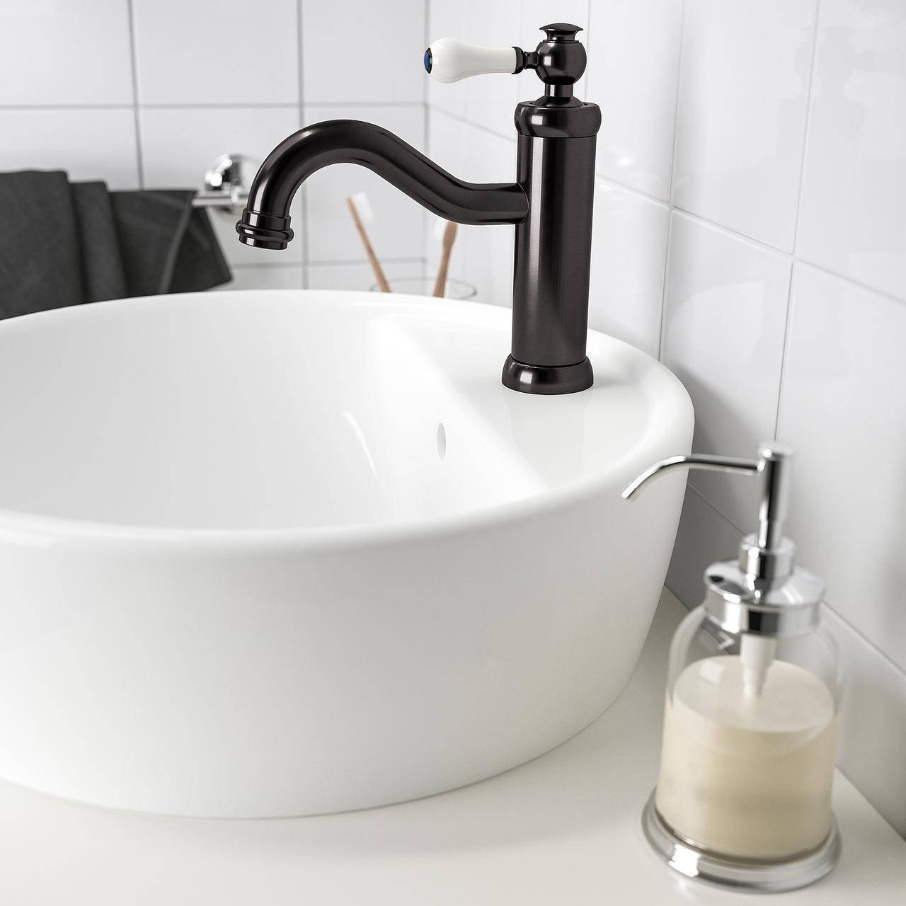 

IKEA HAMNSKAR Смеситель для ванной, черный (103.472.13)