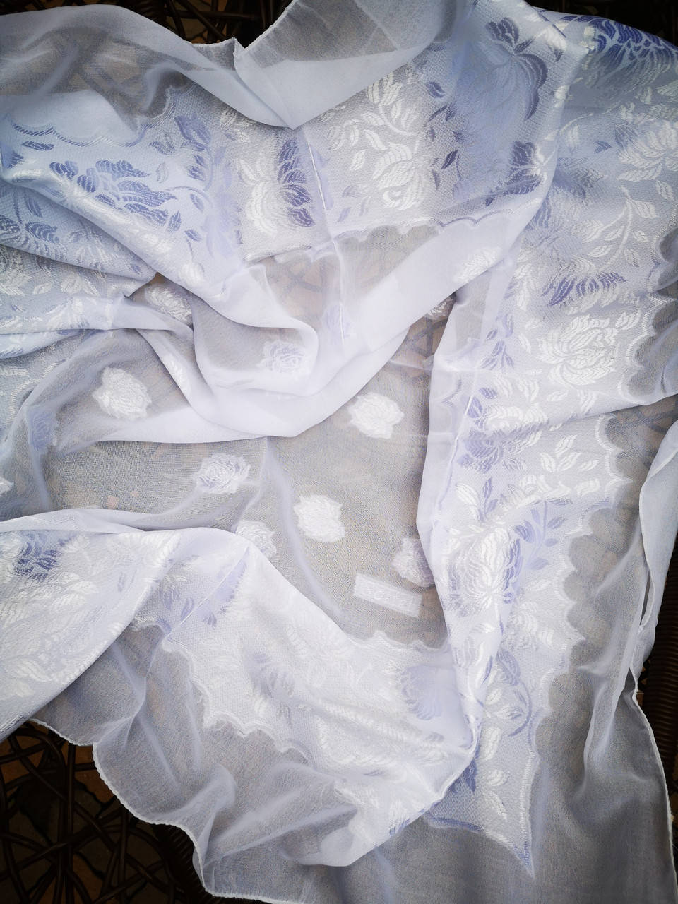 

Женский платок. Белый тонкий батист прошва.Вискоза 80/80см