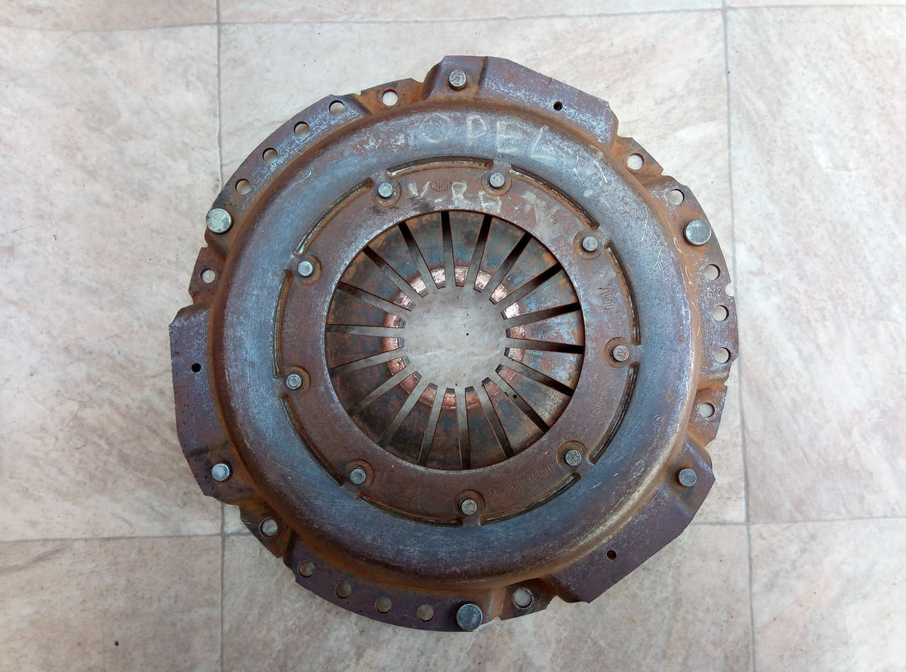 

Корзина сцепления Opel Vectra, GM 90 251 356, 4 120 115 00