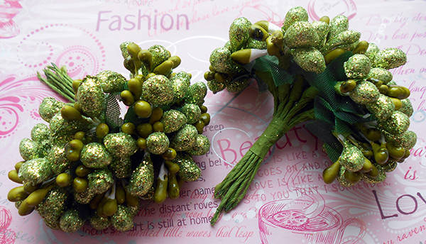 

Букетик № 214 10-12 гілочок в пучку