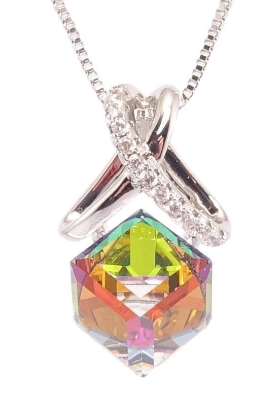

Кулон Xuping Родий с кр-ми Swarovski на ц-ке "Куб Vitrail Medium с крестообразной петелькой" дл.40-45см х 1мм