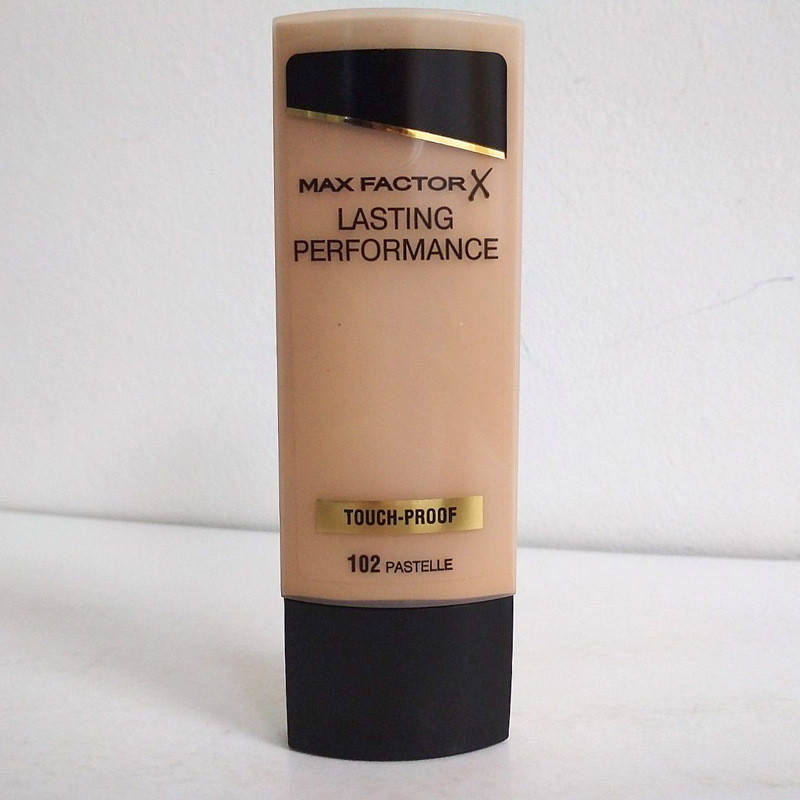 

Тональный крем Max Factor Lasting Performance № 102 Pastelle
