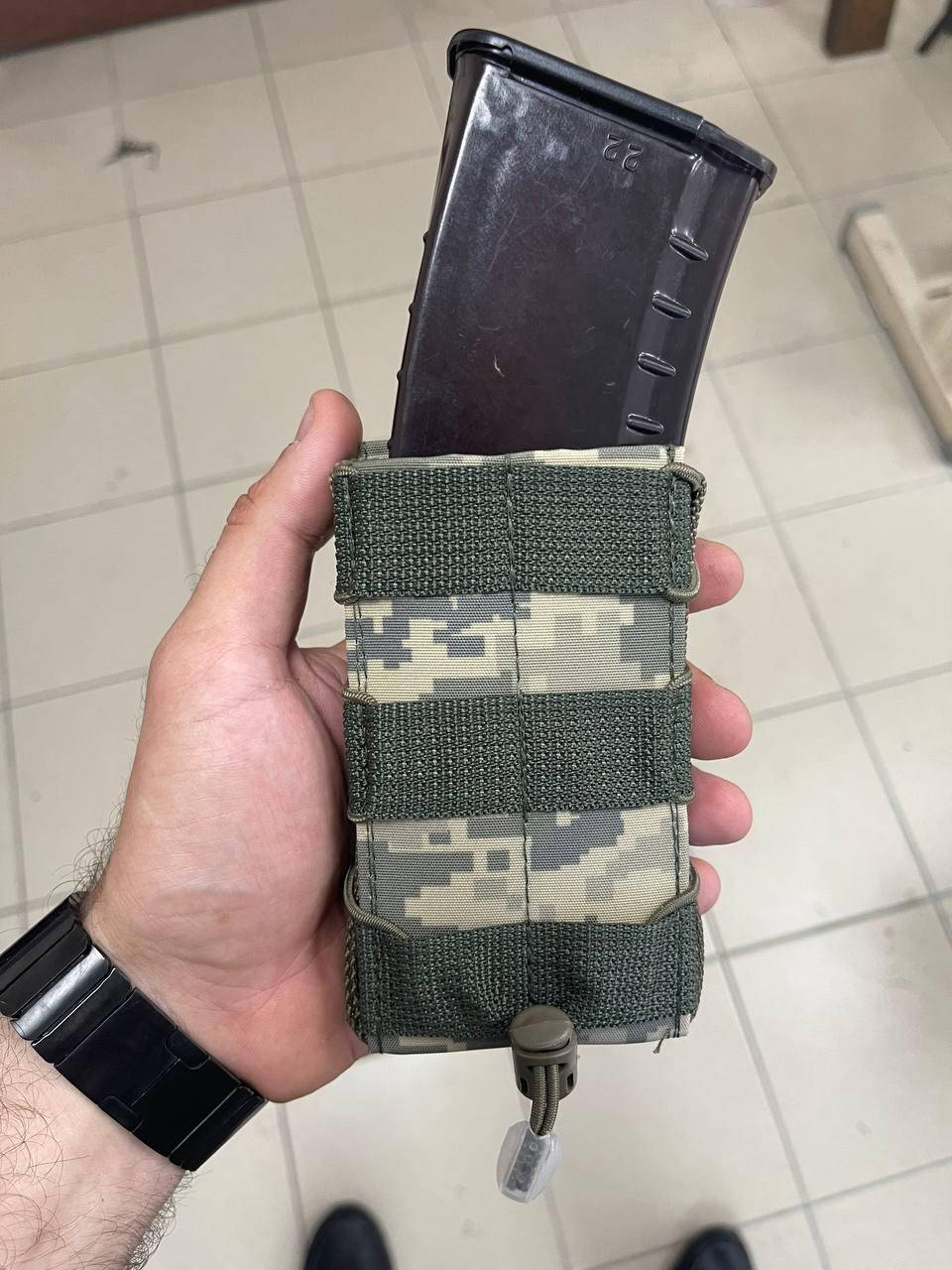 

Подсумок для магазина АК цвет Пиксель