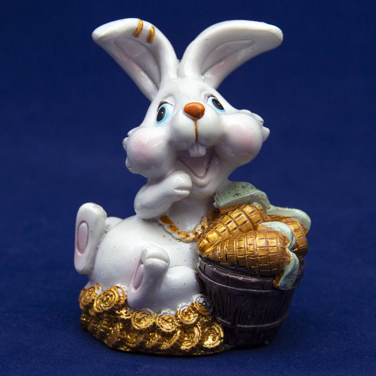 

Декоративная фигурка - Кролик, морковка в ведре золотая, 7,5x5,5x4,5 см, белый, керамика (440467-1)
