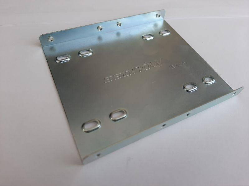 

БУ Адаптер (переходник) Kingston для установки SSD в отсек 3.5" (SNA-BR2/35)