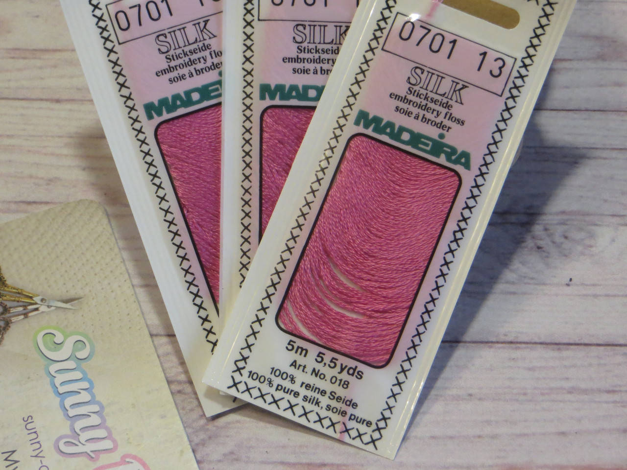 

Мулине Madeira Silk, 0701