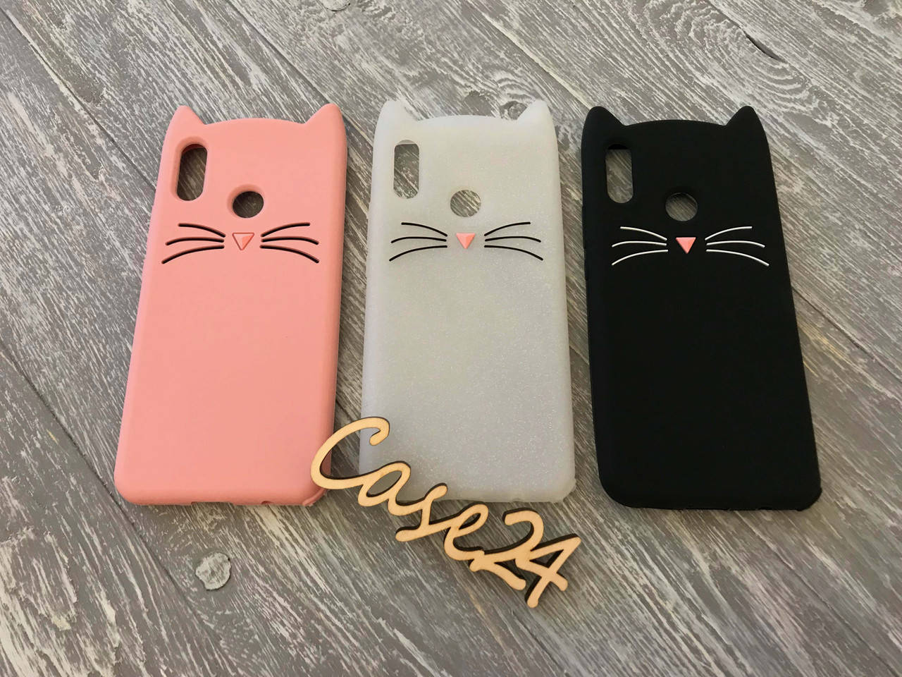 

Резиновый 3D чехол для Huawei P Smart Plus усики (на п смарт плюс), Черный