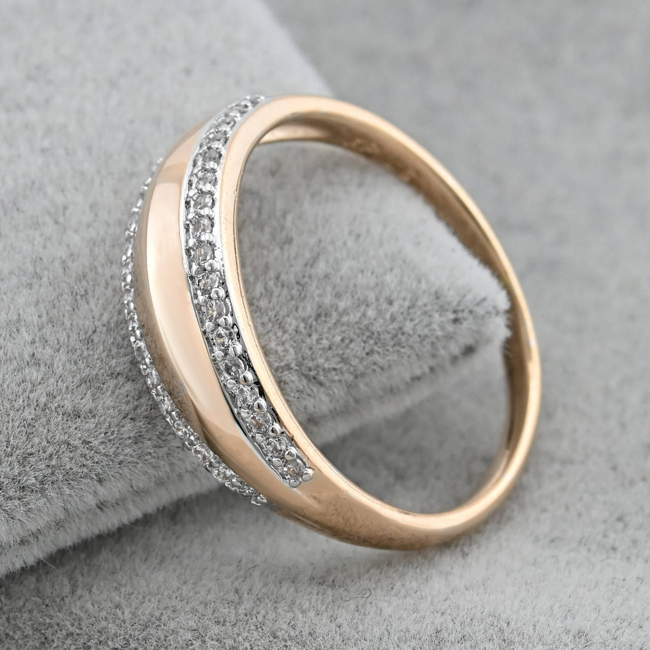 

Кольцо Xuping с родированием 33037 белые фианиты позолота 18К размер 17