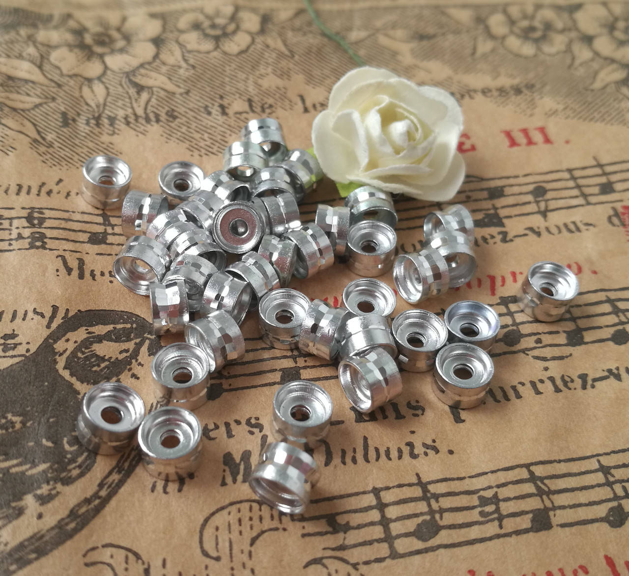 

Вставка для намистин срібна, діаметр 6 мм, 10 шт/уп