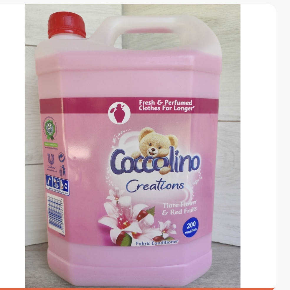 

Кондиционер для белья Coccolino Жимолость и Сандаловое дерево 200 стирок 5 л.