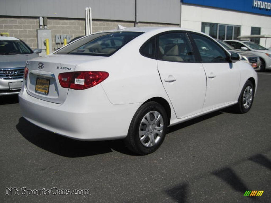 

Автофарба Basecoat HYUNDAI NW Noble White 0.8L, Белый