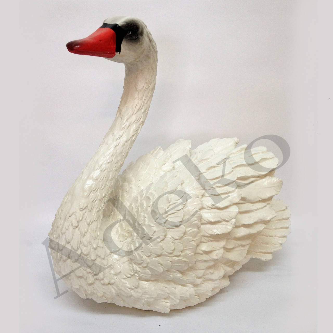 

Садовая фигура Лебедь белый 38 см