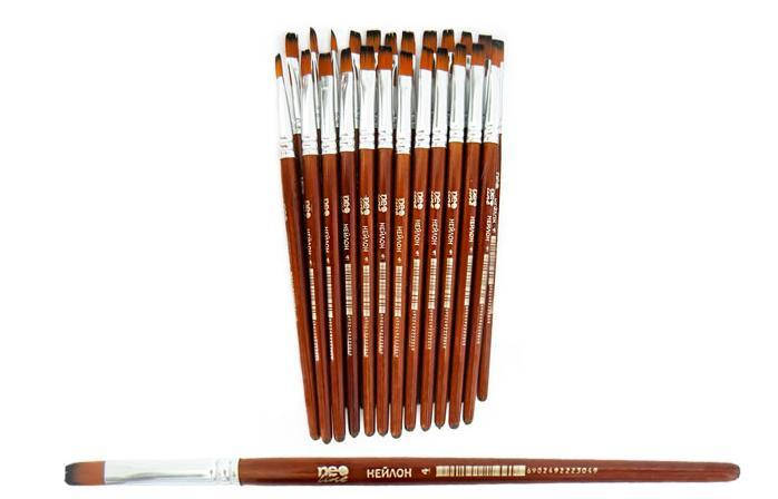 

Пензлик нейлон плаский "Neo Line" № 4, 2304-CHNS