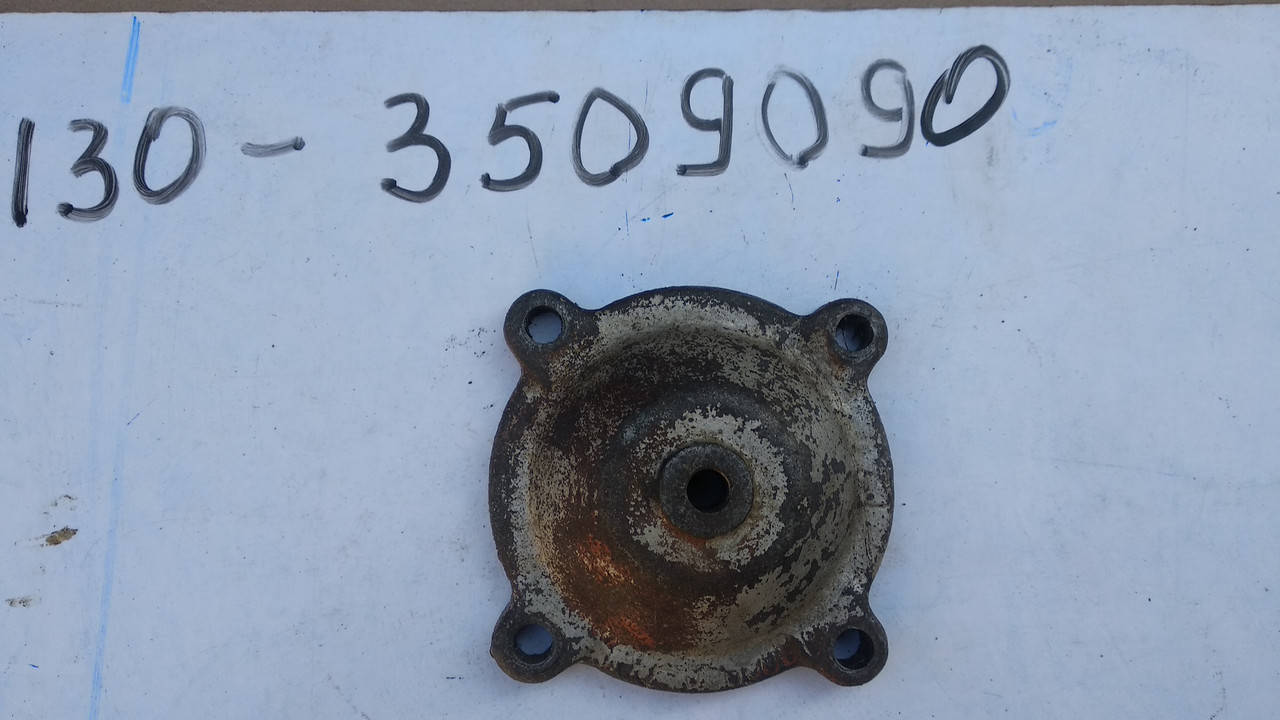 

Крышка компрессора ЗиЛ , МАЗ задняя 130-3509090-Б
