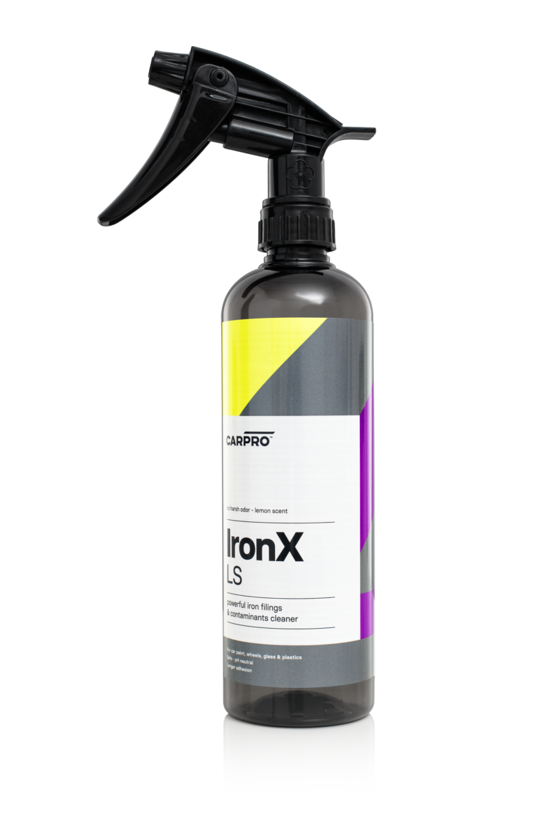

Очиститель коррозии и тормозной пыли (лимон) CarPro Iron X-LS 500мл 199128
