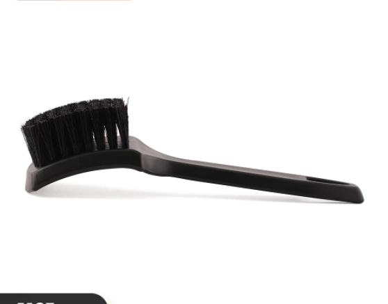 

Щетка для чистки шин SPTA