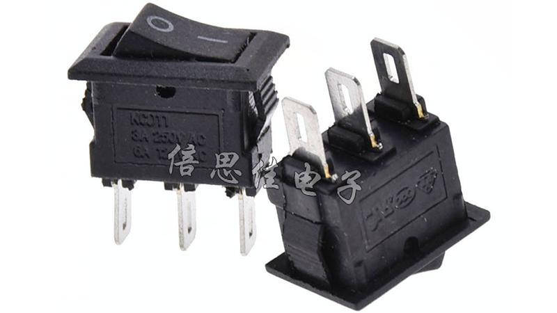 

Переключатель две позиции KCD11 10*15мм 3A 250V три контакта (16039)