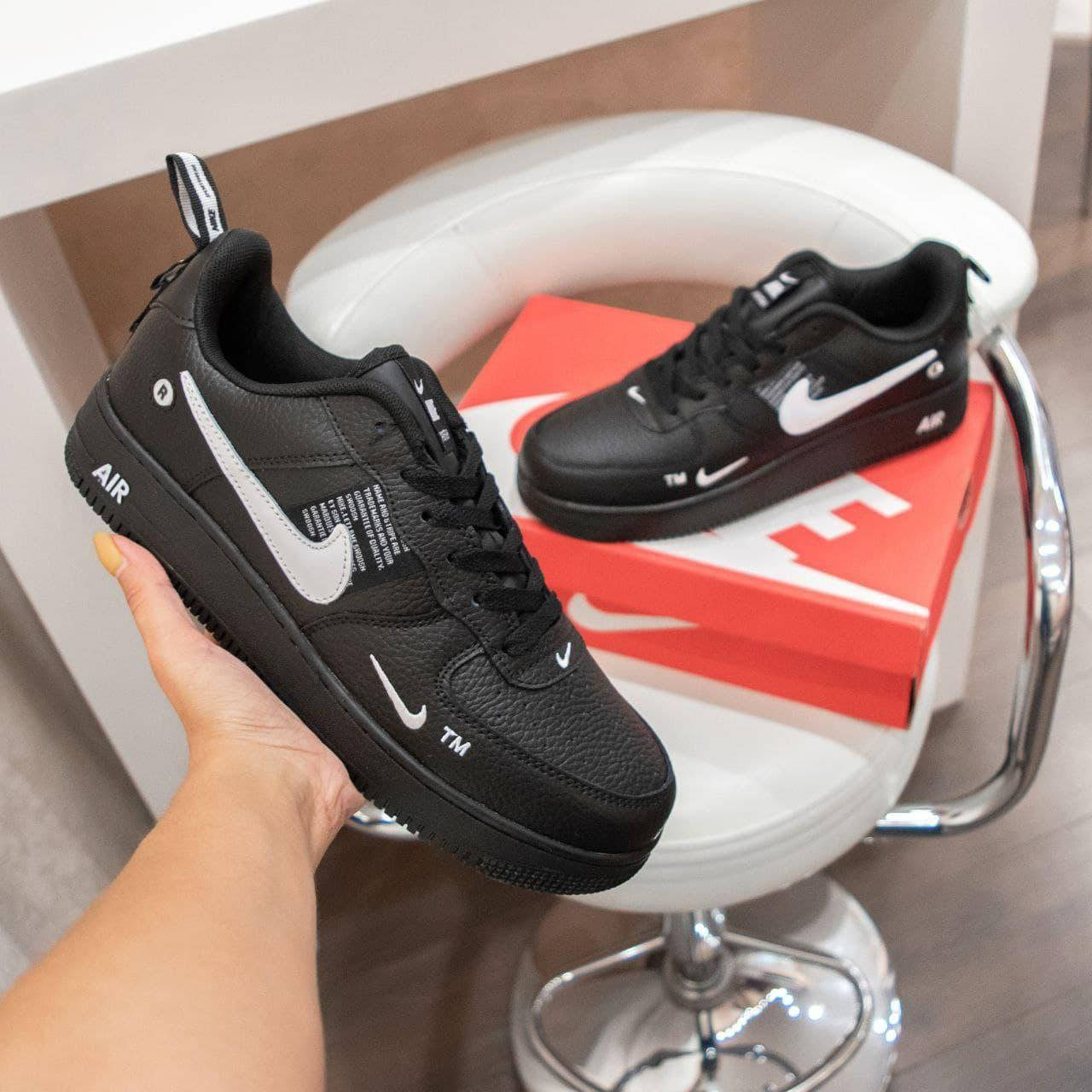 

Мужские черные с белым кожаные кроссовки Nike Air Force 1 Mid модные низкие кросовки найк аир форс, Черно-белый