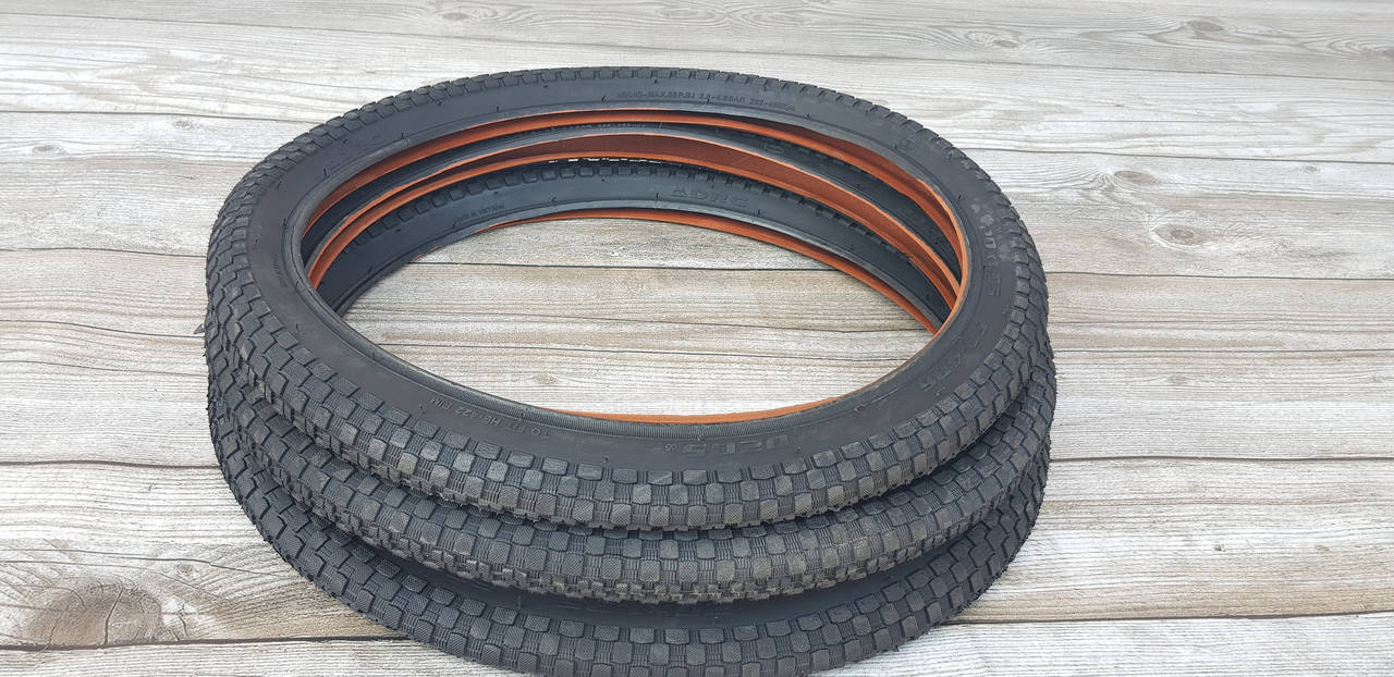 

Велопокрышка Вьетнам 20 " 1.95 (50-406) полушип DRC