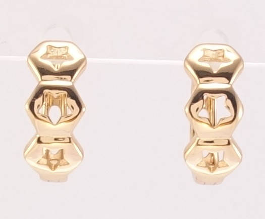 

Серьги Xuping Позолота 18K колечки "Фигурные с узором звездочки"