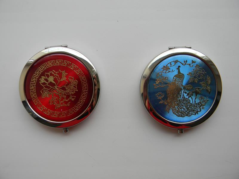 

Зеркало цельнометаллическое абстракция цвета ассорти