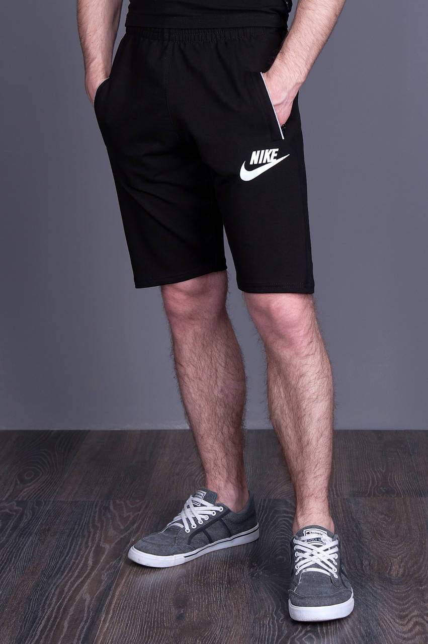 

Чоловічі трикотажні шорти NIKE чорного кольору, розмір 48., Черный