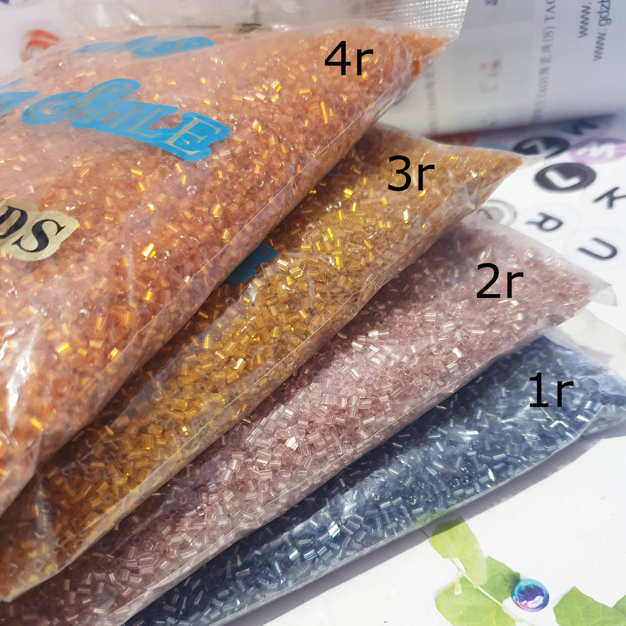 

Рубка Fancy, різні кольори, 2 мм, 450 г/упаковка 3