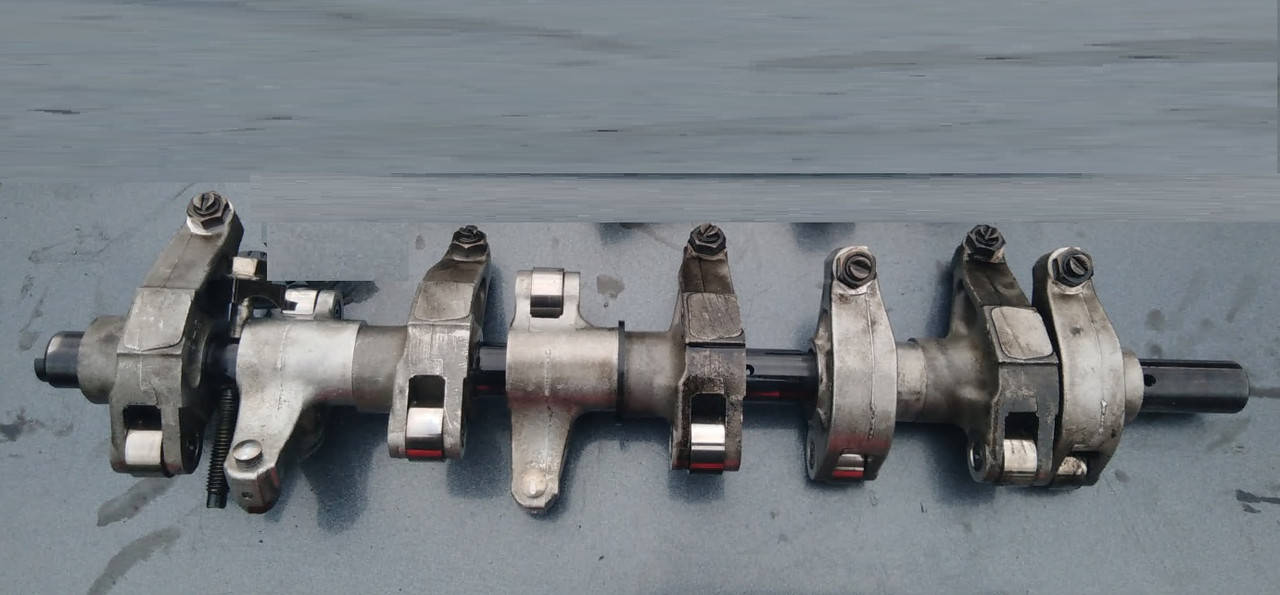 

Рокер коромысло Mazda 6 GG 626 GF 3 BK 323 BJ Premacy MPV 2.0 дизель Комплект 1997-2007г.в.