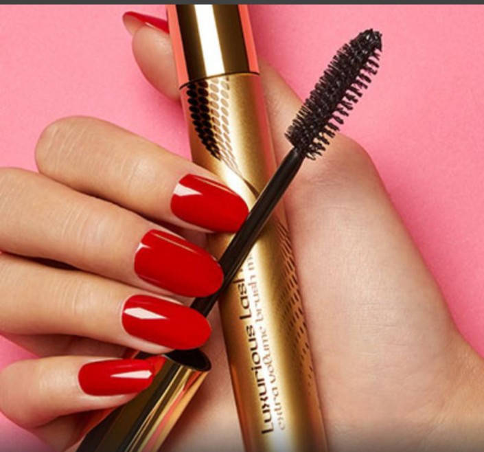 

Туш для розділення та об'єму вій kiko milano luxurious lashes maxi brush mascara